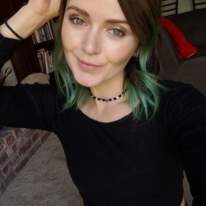Meet your Posher, Brenna